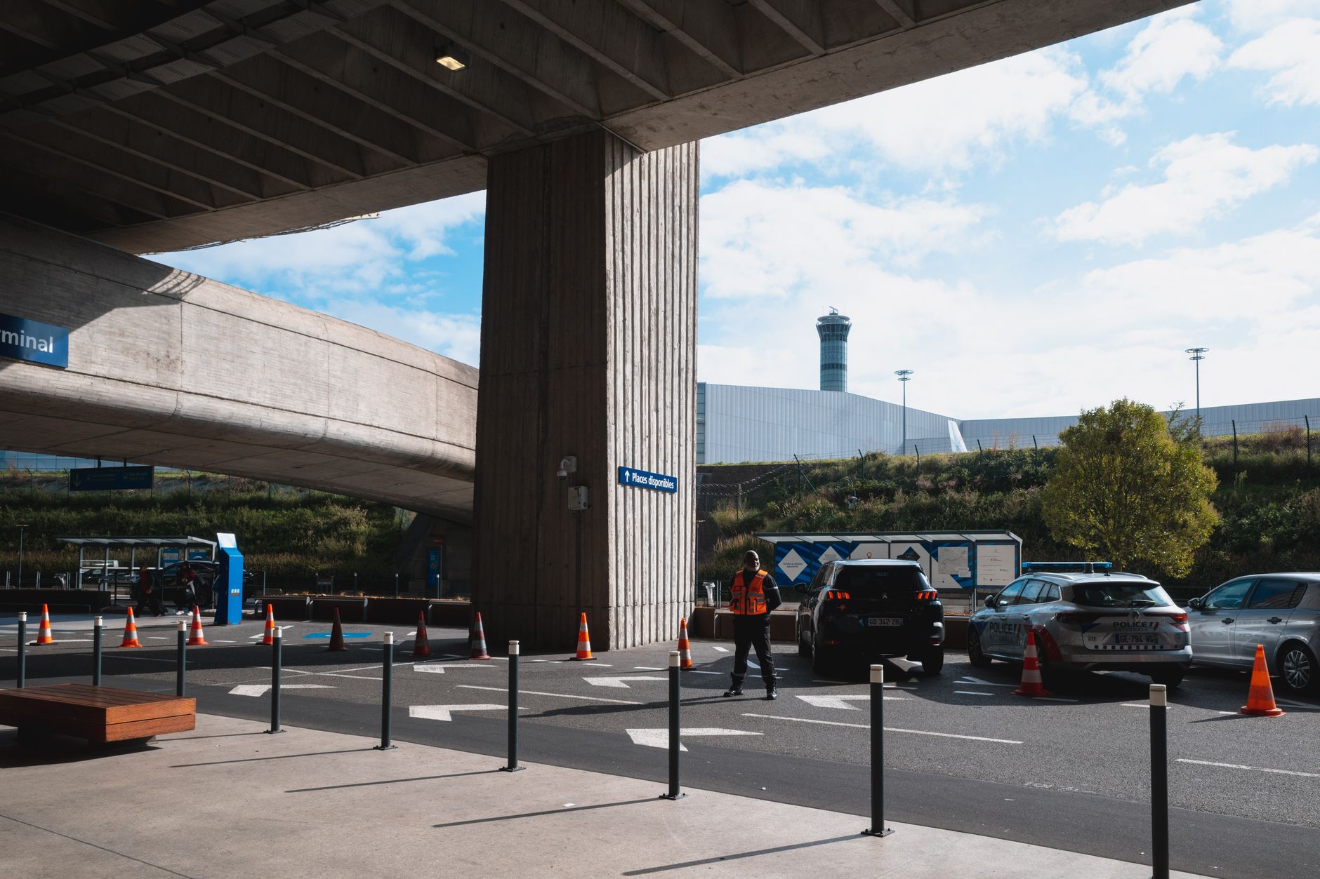 Location de Véhicules Utilitaires équipe à Tarbes